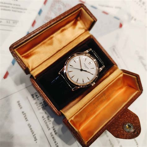 best online vintage watch stores.